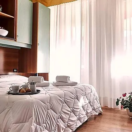 Hotel Roma 3*